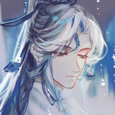 女司机在高速开车化妆理直气壮